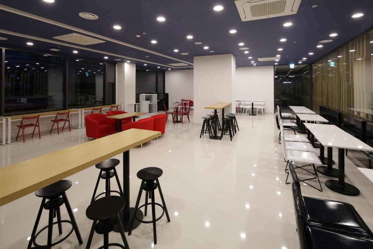 Mstay Hotel Seogwipo Exteriör bild