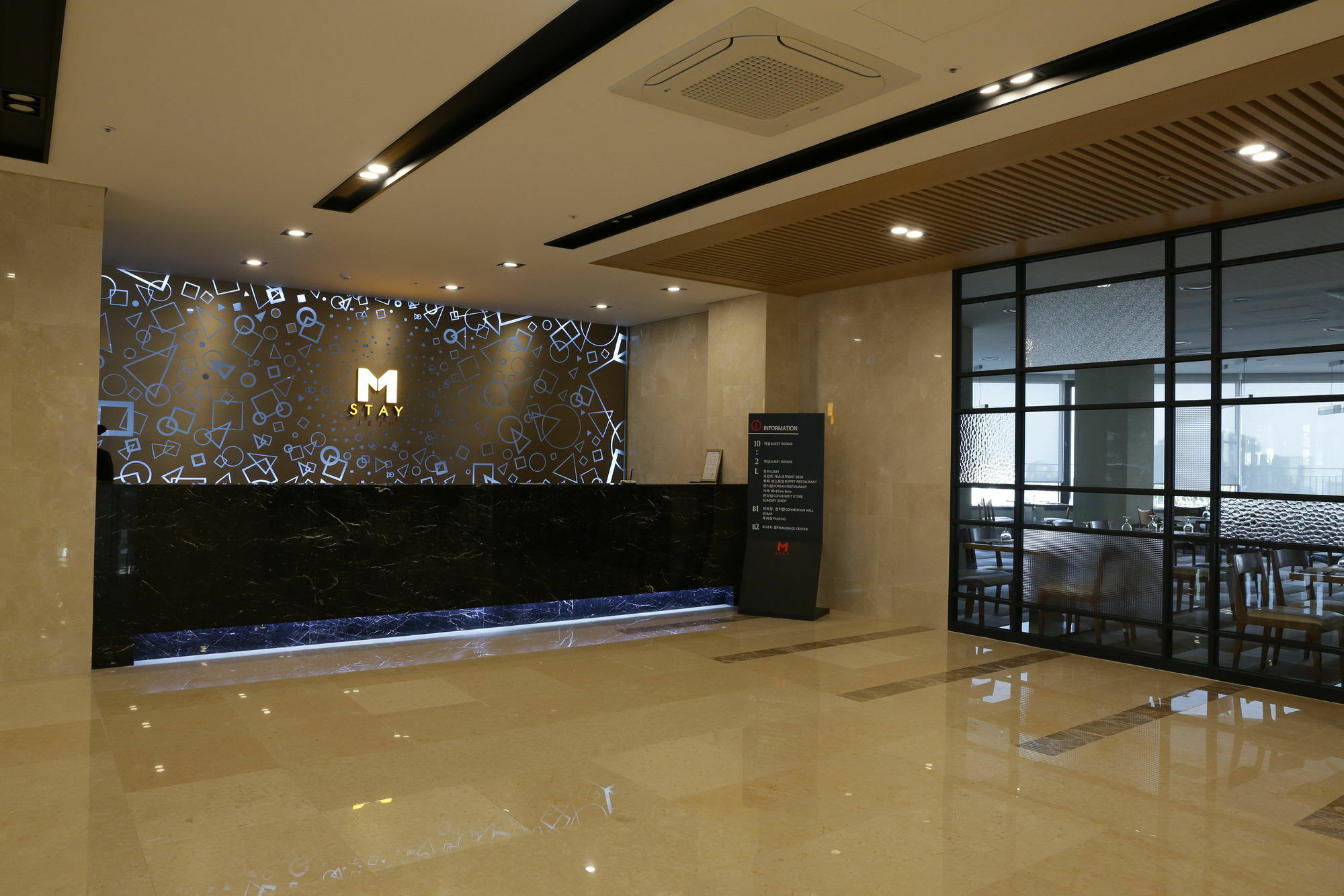 Mstay Hotel Jeju Exteriör bild